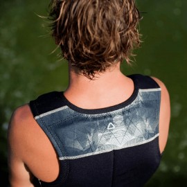Follow Affiliate Comp Wake Vest in Black