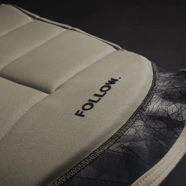 Follow Affiliate Comp Wake Vest in Bone